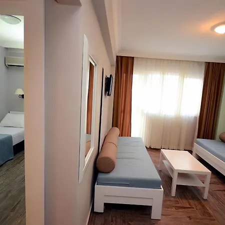 Hotel Two Seas